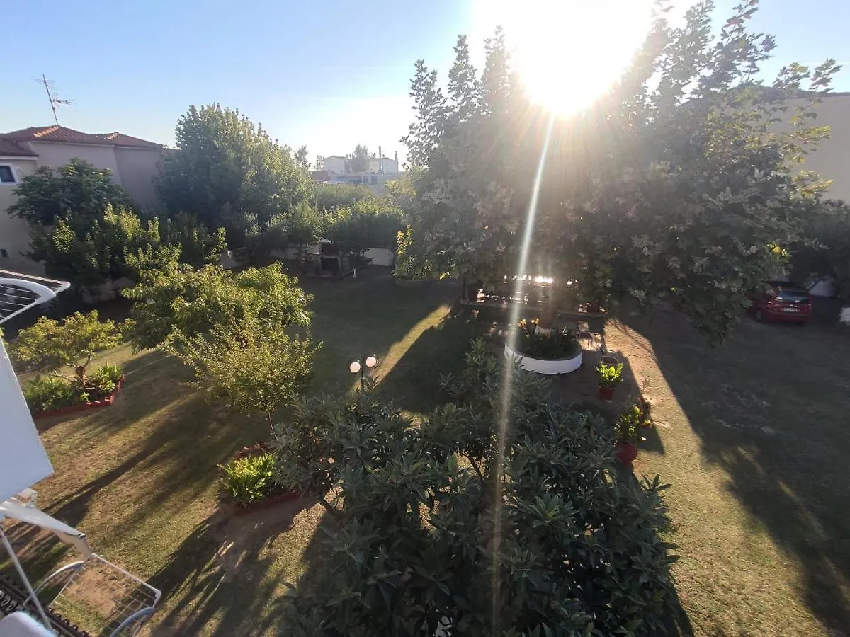 Studios Itamos Paradisos Guest house