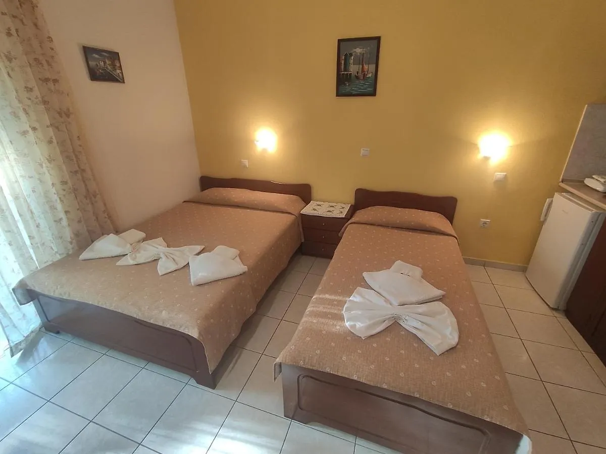 Guest house Studios Itamos Paradisos